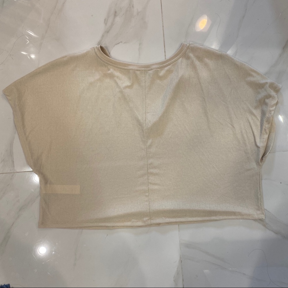 Crop Top - Picture 3 of 3